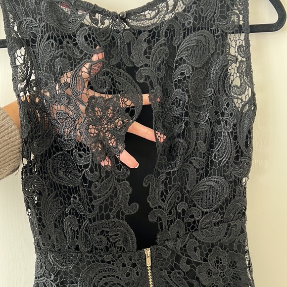 LOVE CULTURE Black Lace midi Dress - Picture 4 of 5